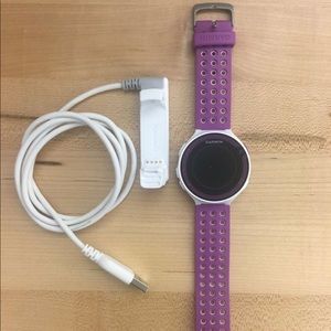 Garmin Forerunner 220 running / workout watch